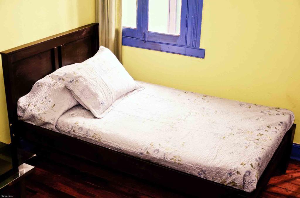 Casa Amarilla Valpo Hostel Valparaiso